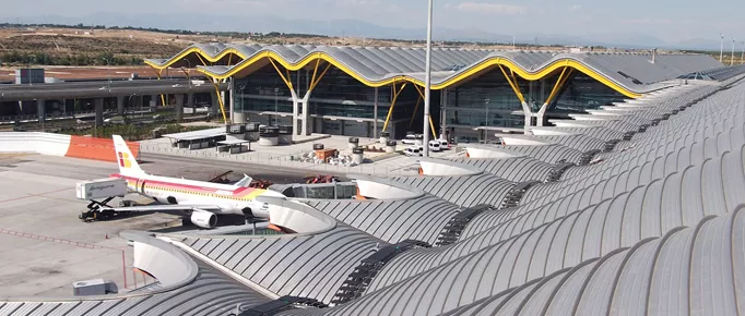 Kee Walk Dachlaufsteg für Flughäfen
