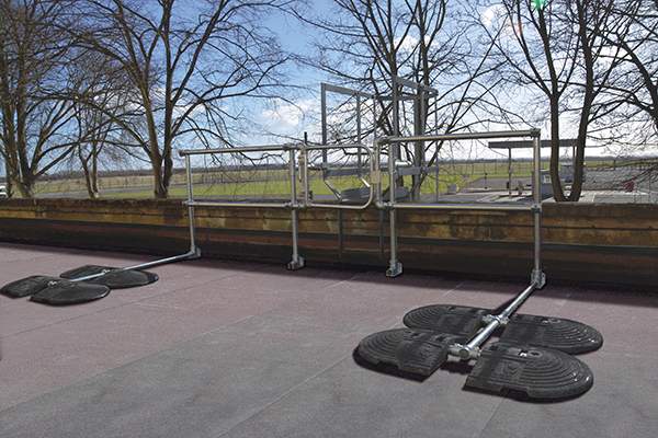 Gelaender Leiter Austieg